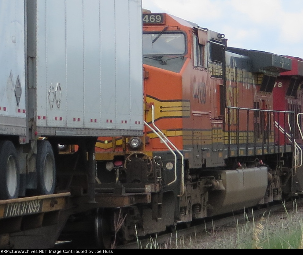 BNSF 4469